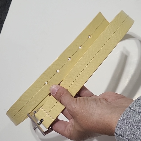 Vintage yellow leather belt size M - Picture 6 of 9